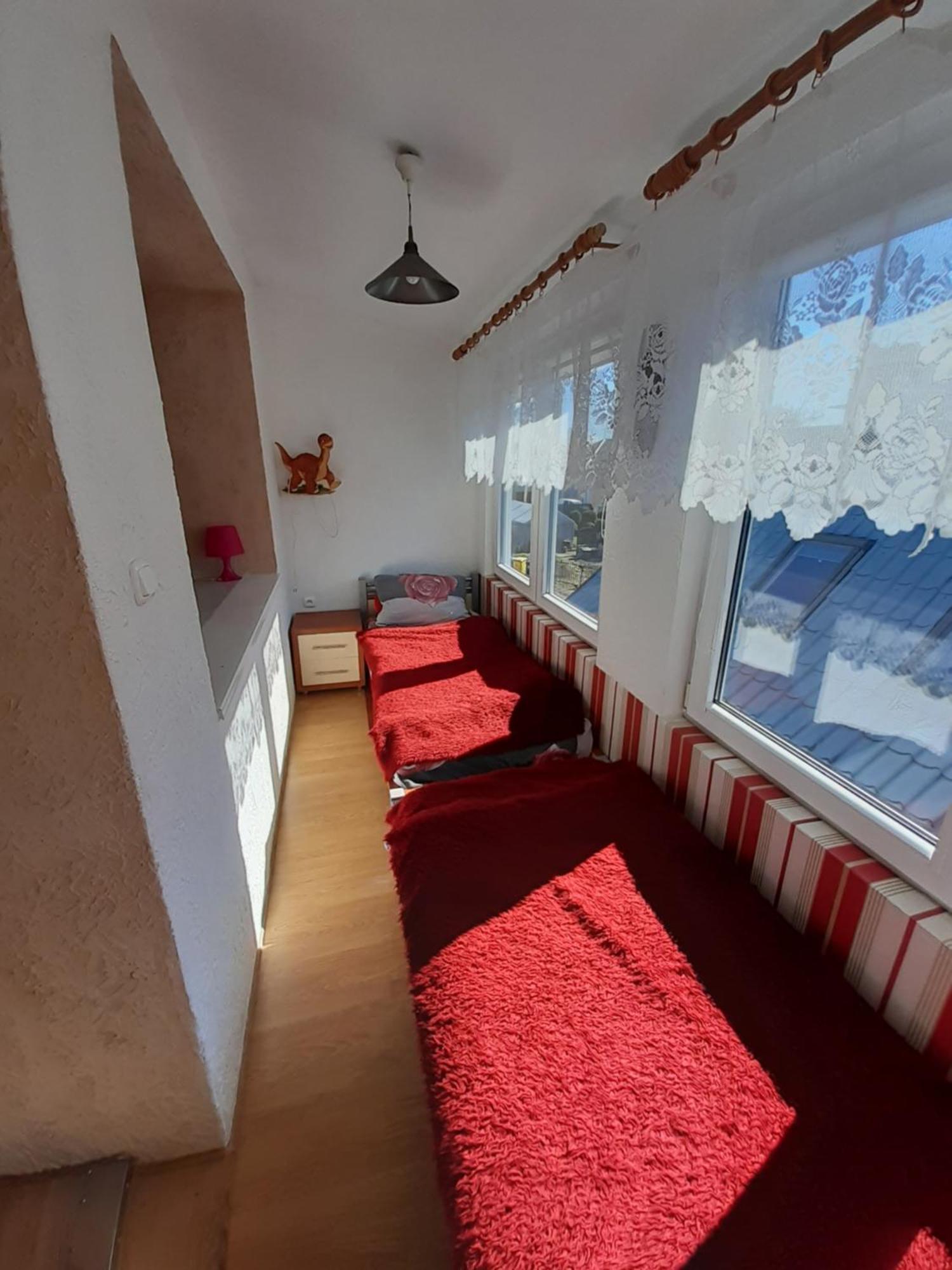 Wynajem Apartamentow I Pokoi. Ustronie Morskie Luaran gambar
